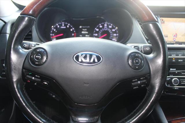 used 2015 Kia K900 car, priced at $14,560