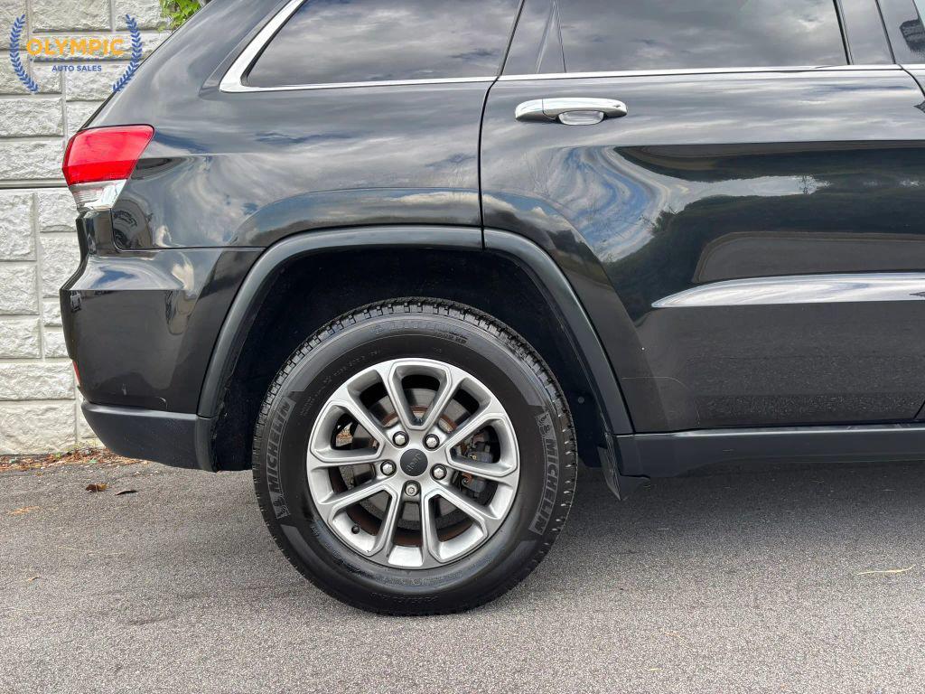 used 2015 Jeep Grand Cherokee car, priced at $14,230
