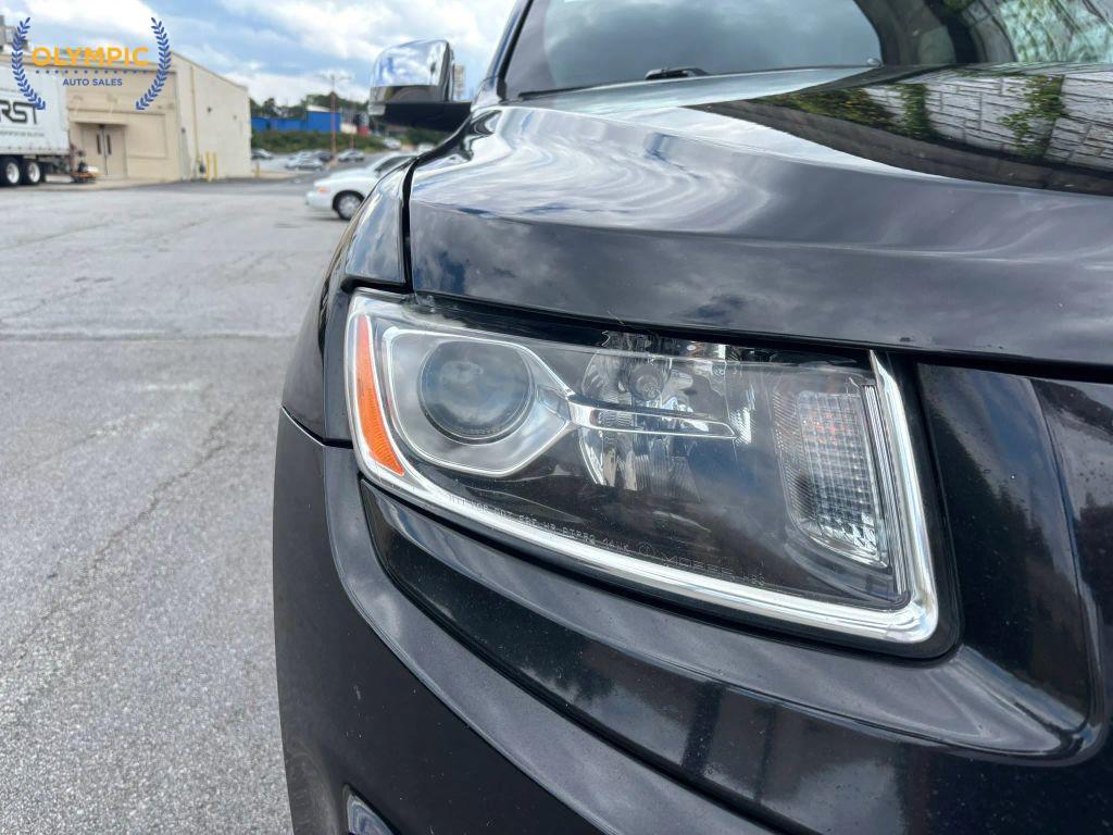 used 2015 Jeep Grand Cherokee car, priced at $14,230
