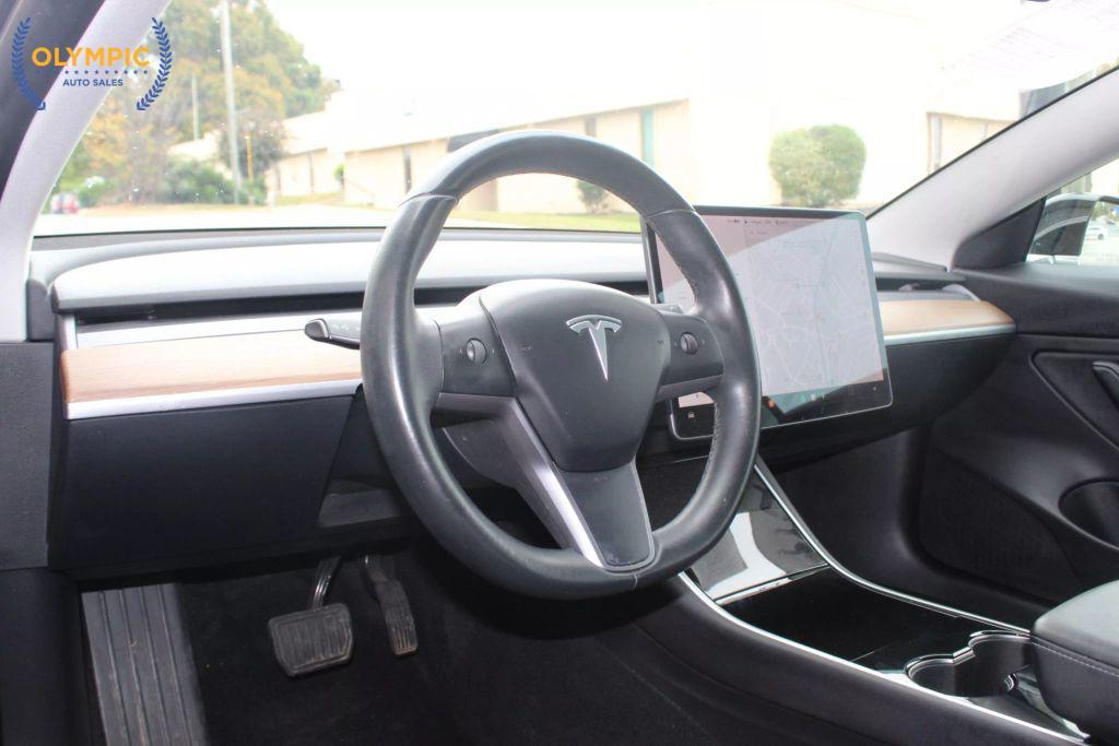 used 2019 Tesla Model 3 car