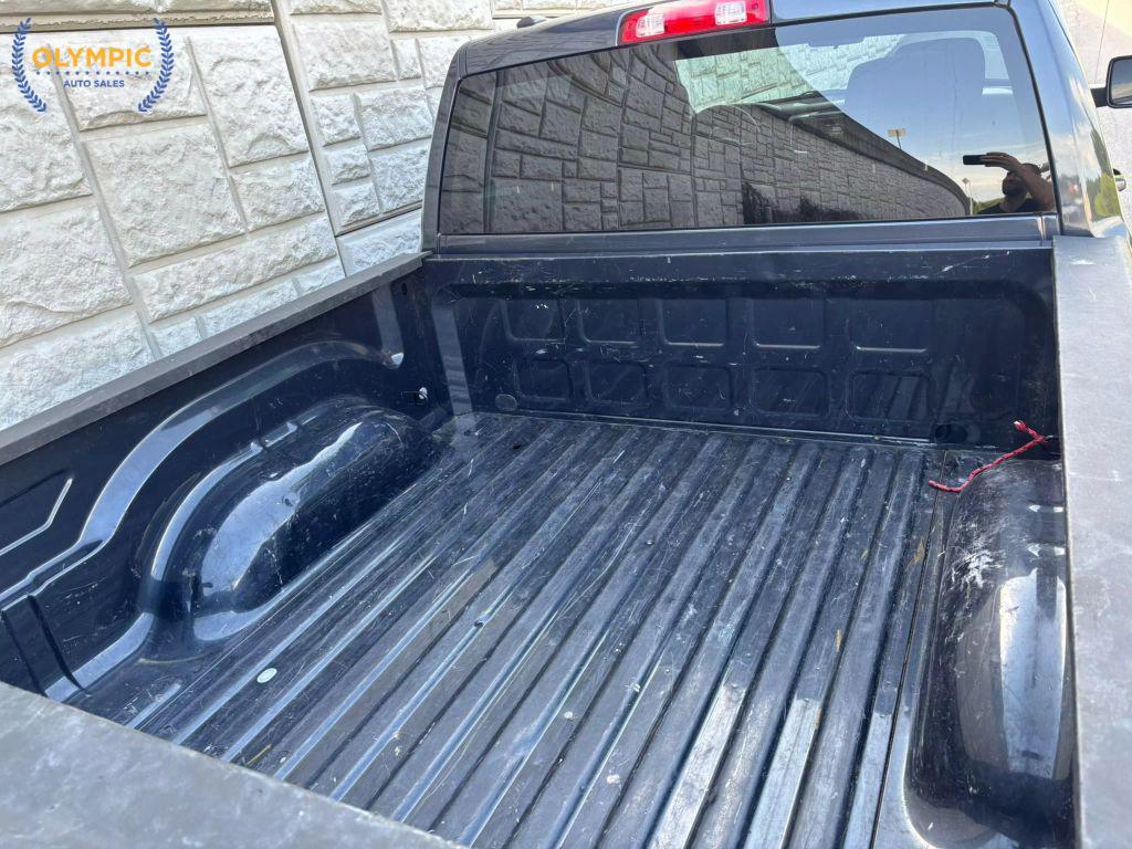 used 2021 Ram 1500 Classic car, priced at $22,800