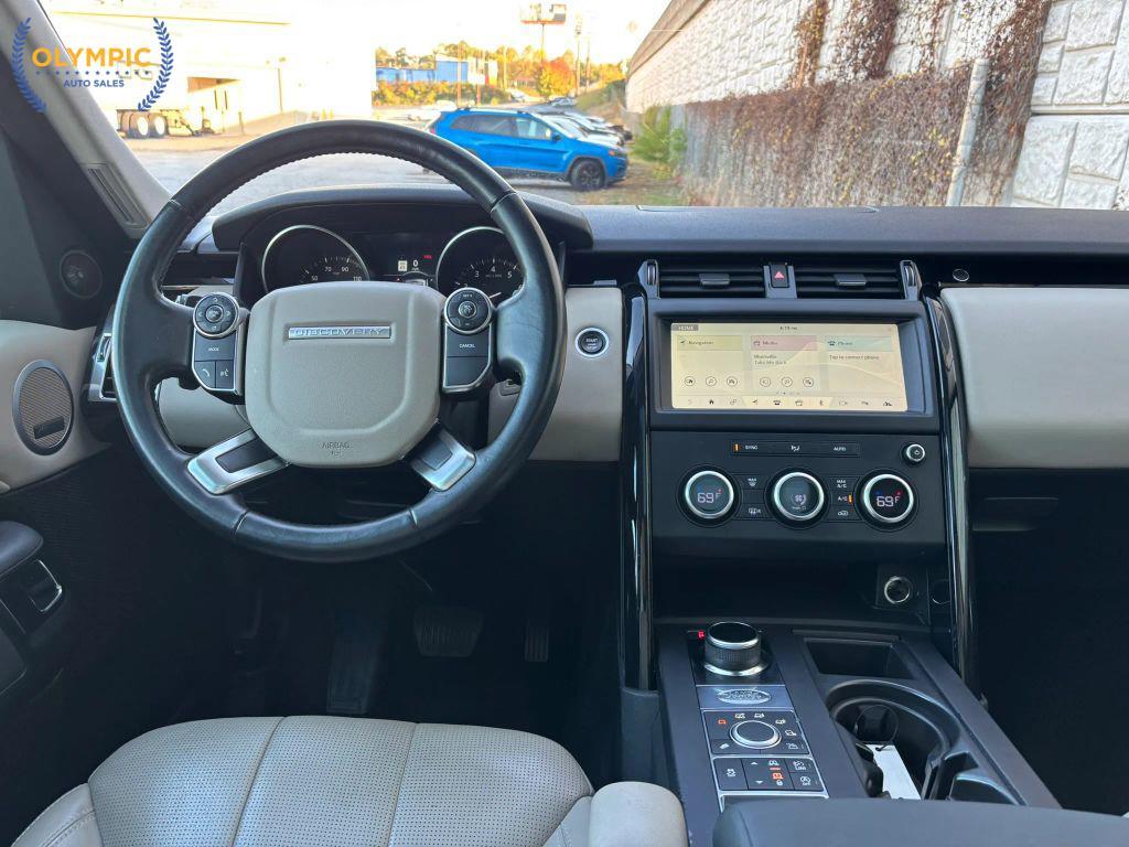used 2018 Land Rover Discovery car, priced at $18,600