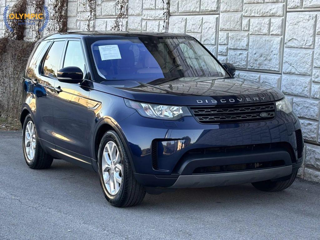 used 2018 Land Rover Discovery car, priced at $18,600