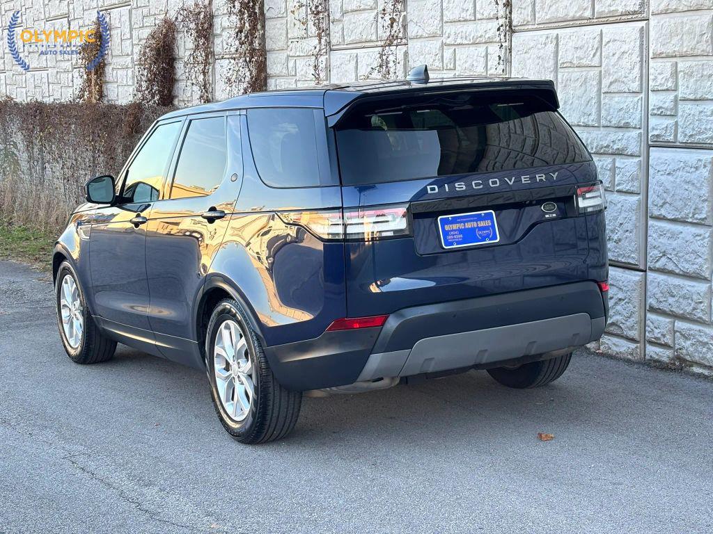 used 2018 Land Rover Discovery car, priced at $18,600
