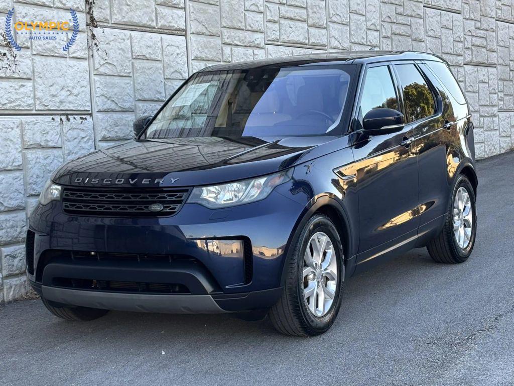 used 2018 Land Rover Discovery car, priced at $18,600