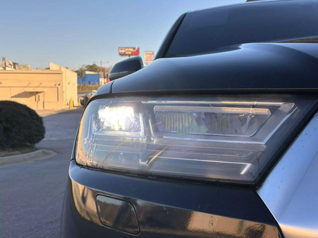 used 2017 Audi Q7 car