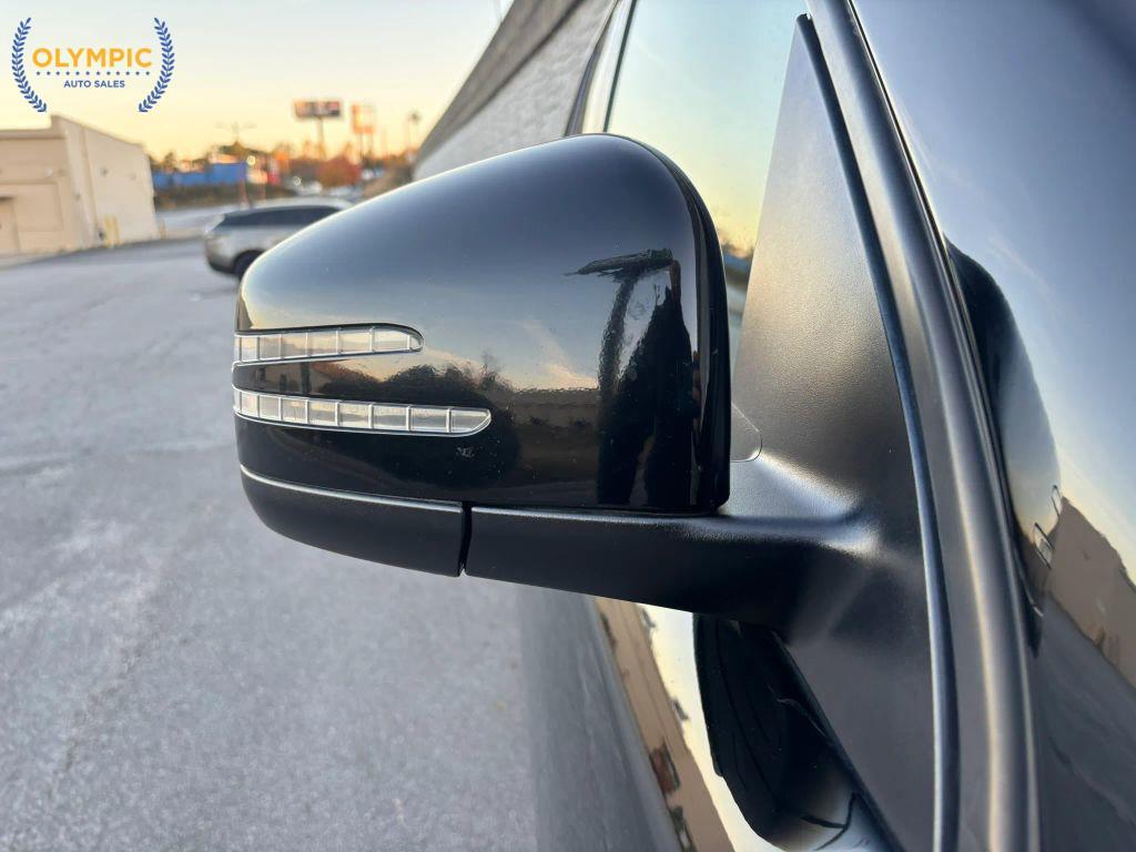 used 2015 Mercedes-Benz M-Class car, priced at $11,500