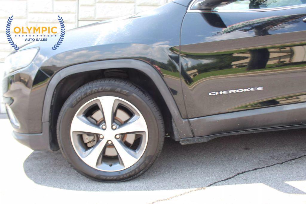 used 2019 Jeep Cherokee car