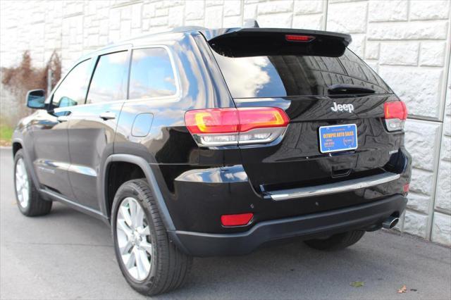 used 2017 Jeep Grand Cherokee car, priced at $16,795