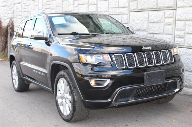 used 2017 Jeep Grand Cherokee car, priced at $16,795