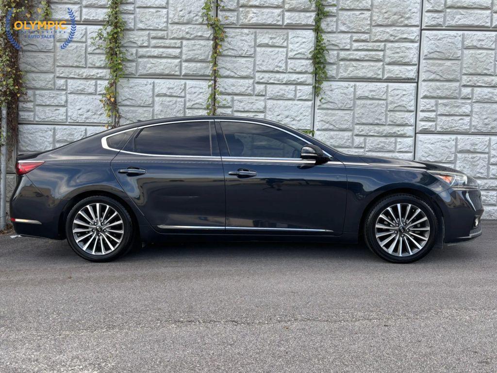 used 2018 Kia Cadenza car, priced at $14,575