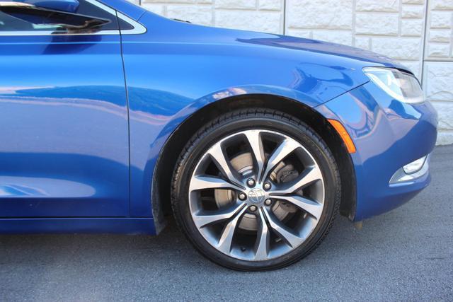 used 2015 Chrysler 200 car