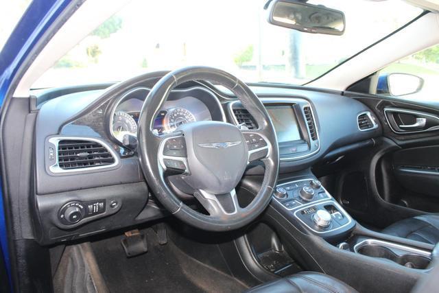 used 2015 Chrysler 200 car