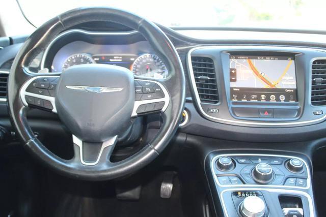 used 2015 Chrysler 200 car