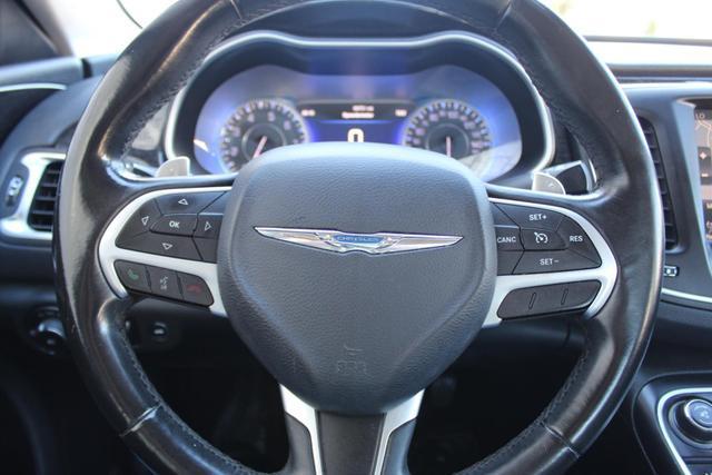 used 2015 Chrysler 200 car