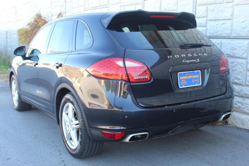 used 2012 Porsche Cayenne car