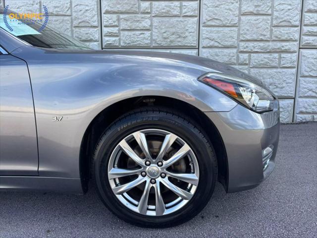 used 2015 INFINITI Q70 car, priced at $15,895