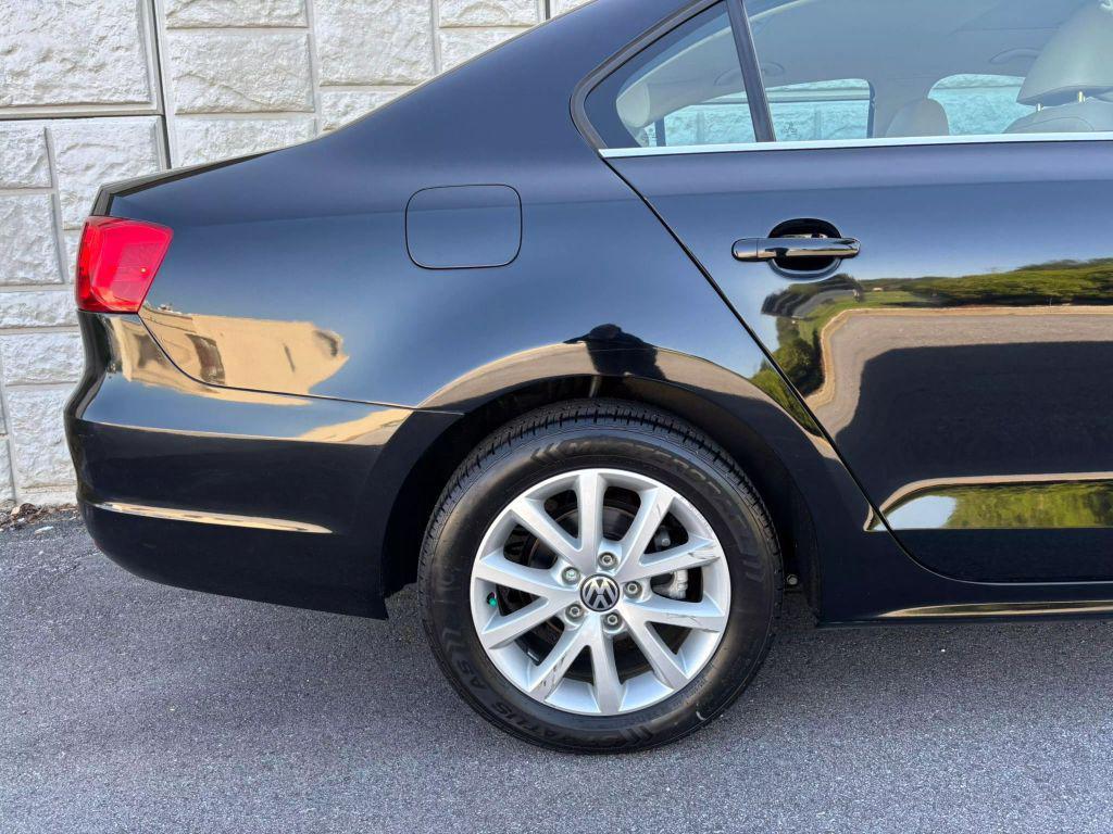 used 2013 Volkswagen Jetta car