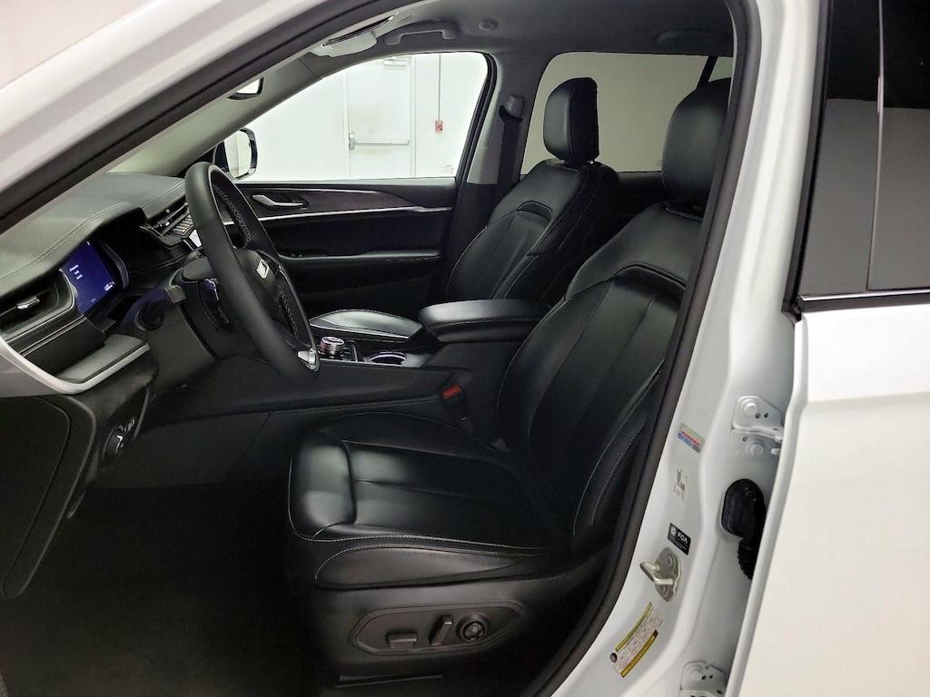 used 2024 Jeep Grand Cherokee car, priced at $36,998