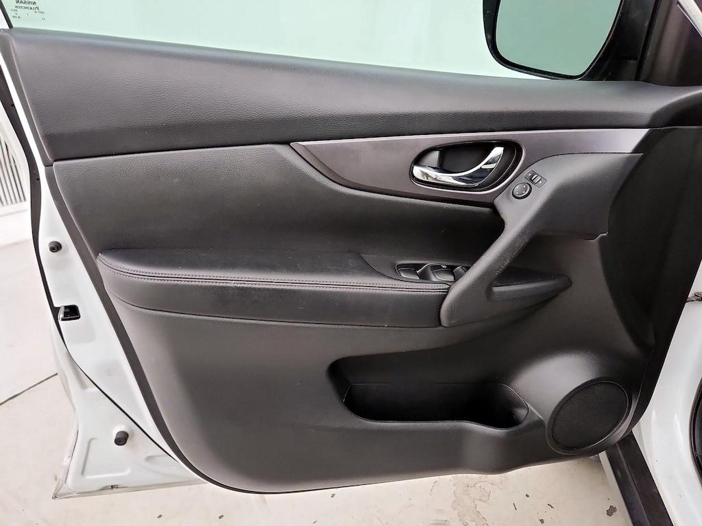 used 2016 Nissan Rogue car, priced at $12,998