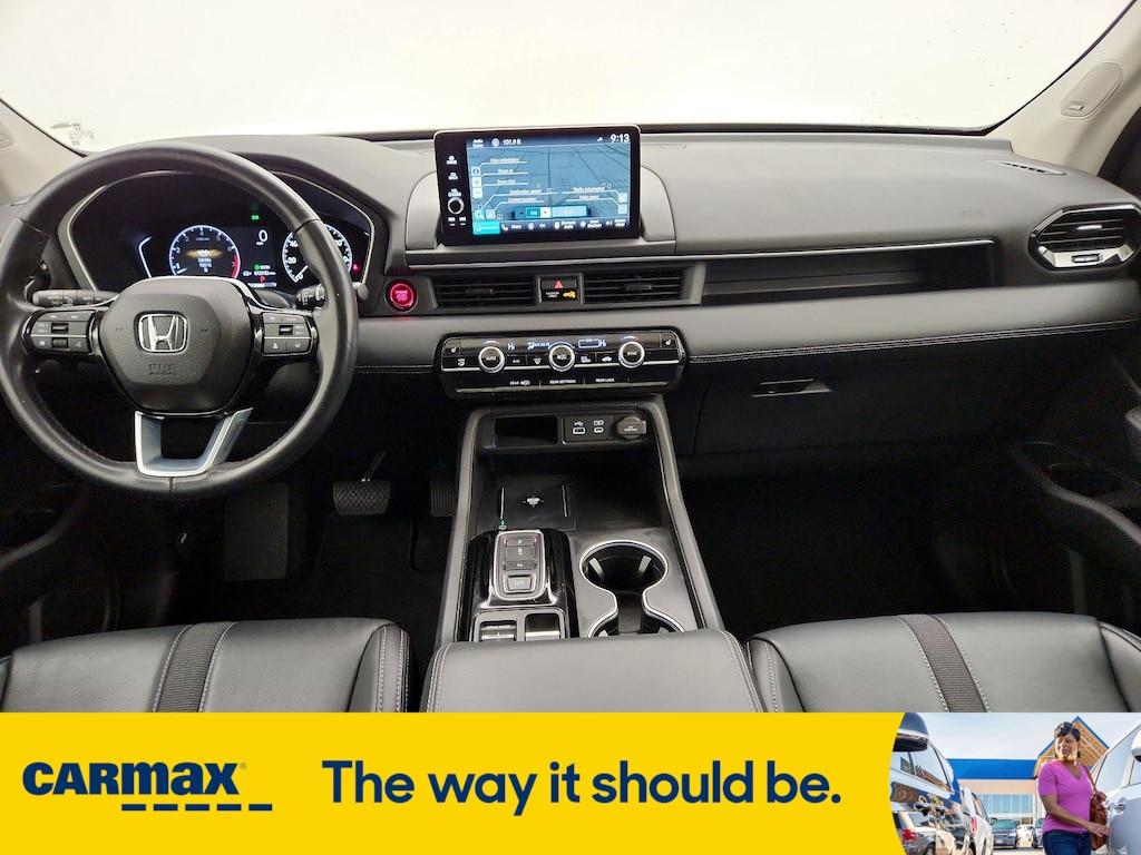 used 2023 Honda Pilot car, priced at $41,998