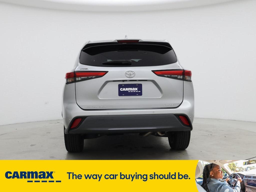 used 2021 Toyota Highlander car, priced at $38,998