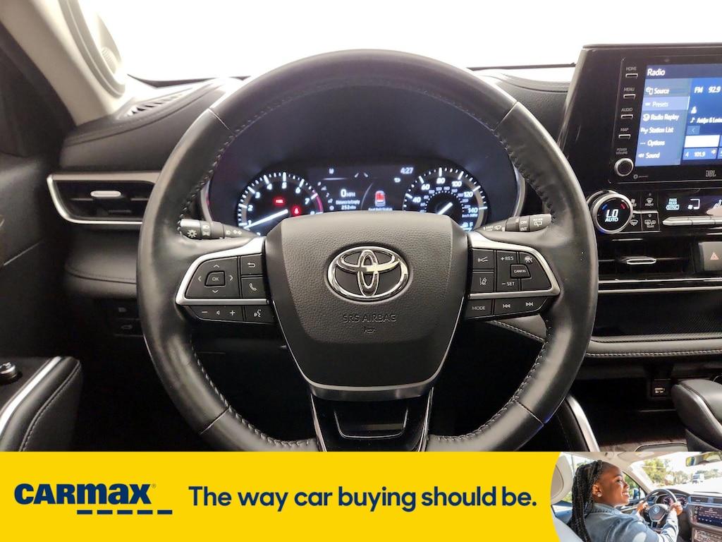 used 2021 Toyota Highlander car, priced at $38,998