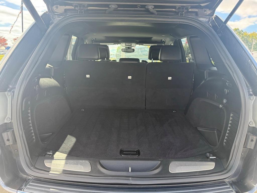 used 2018 Jeep Grand Cherokee car, priced at $17,277