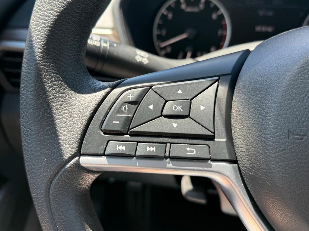 used 2023 Nissan Altima car, priced at $20,277