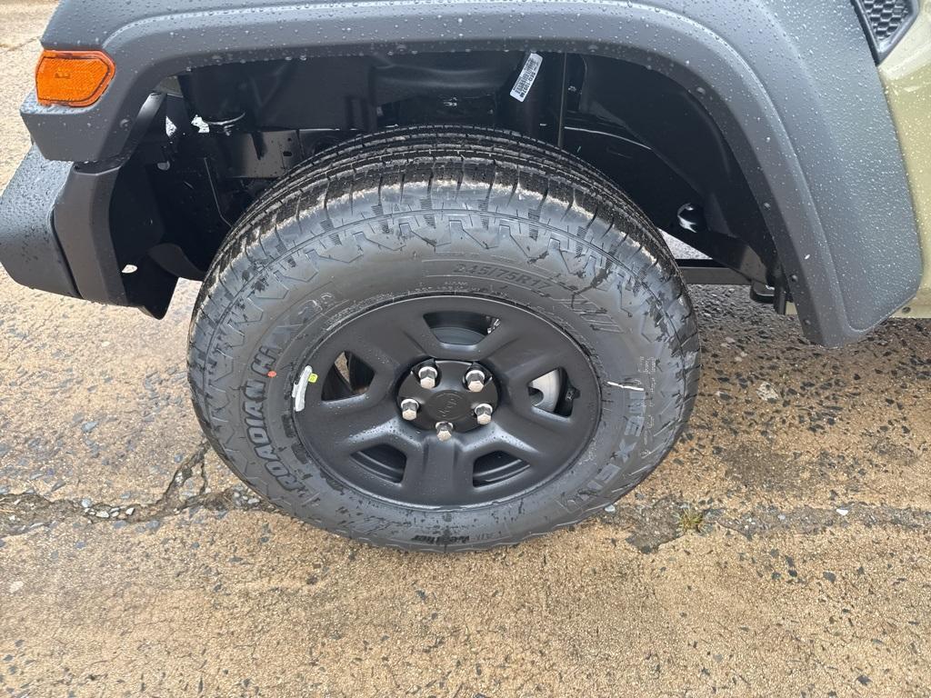 new 2026 Jeep Wrangler car, priced at $42,370