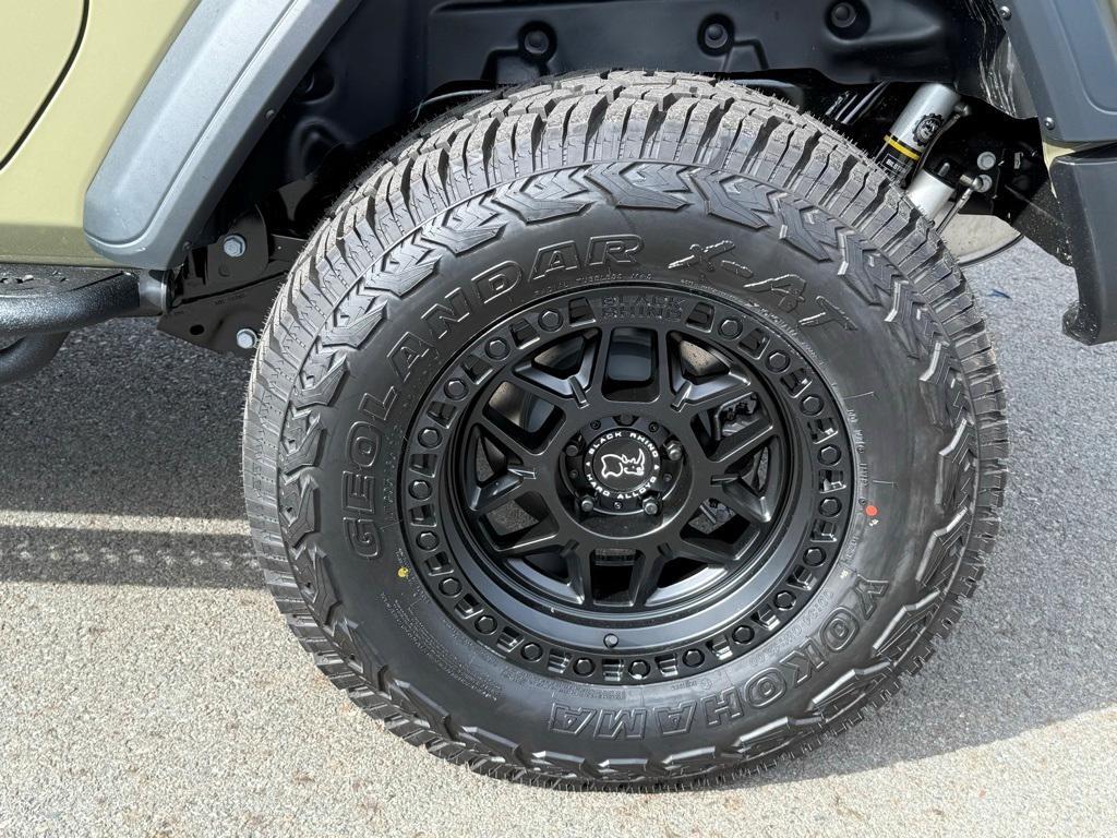 new 2026 Jeep Wrangler car, priced at $45,777