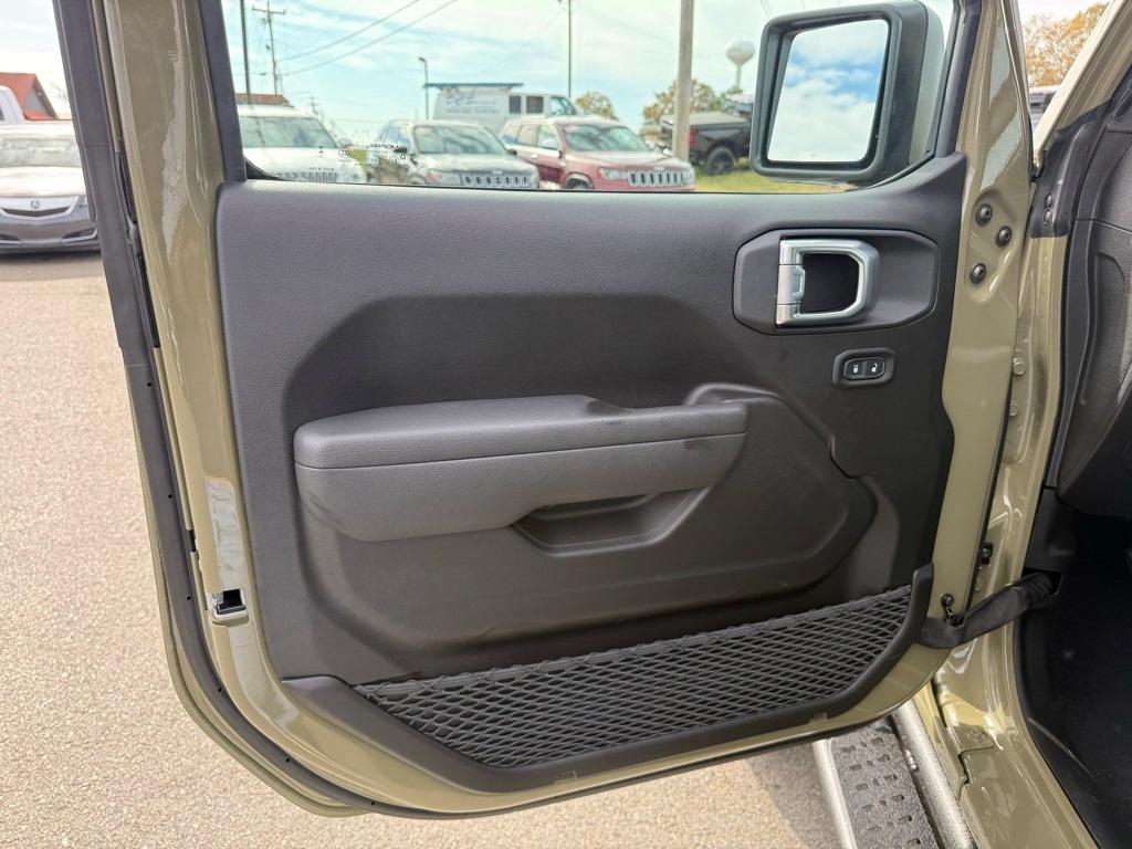 new 2026 Jeep Wrangler car, priced at $45,777