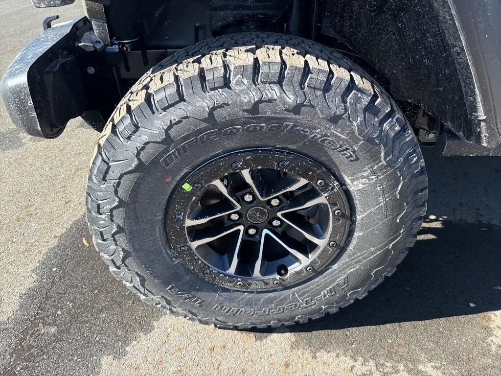 new 2026 Jeep Wrangler car, priced at $55,777