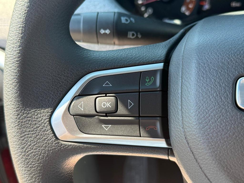 new 2025 Jeep Compass car, priced at $25,777