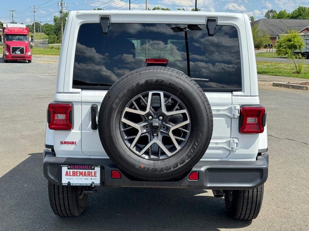 new 2024 Jeep Wrangler car, priced at $53,577