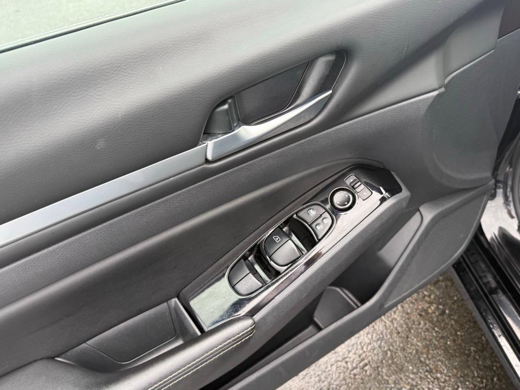 used 2023 Nissan Altima car, priced at $20,277