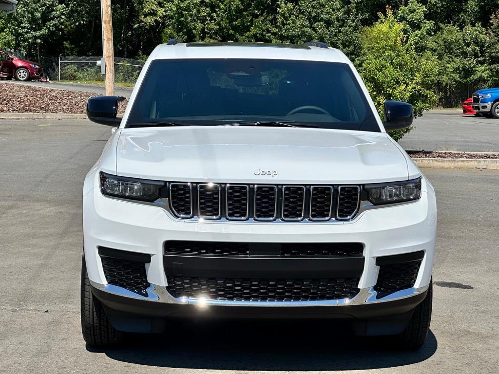 new 2024 Jeep Grand Cherokee L car, priced at $42,777