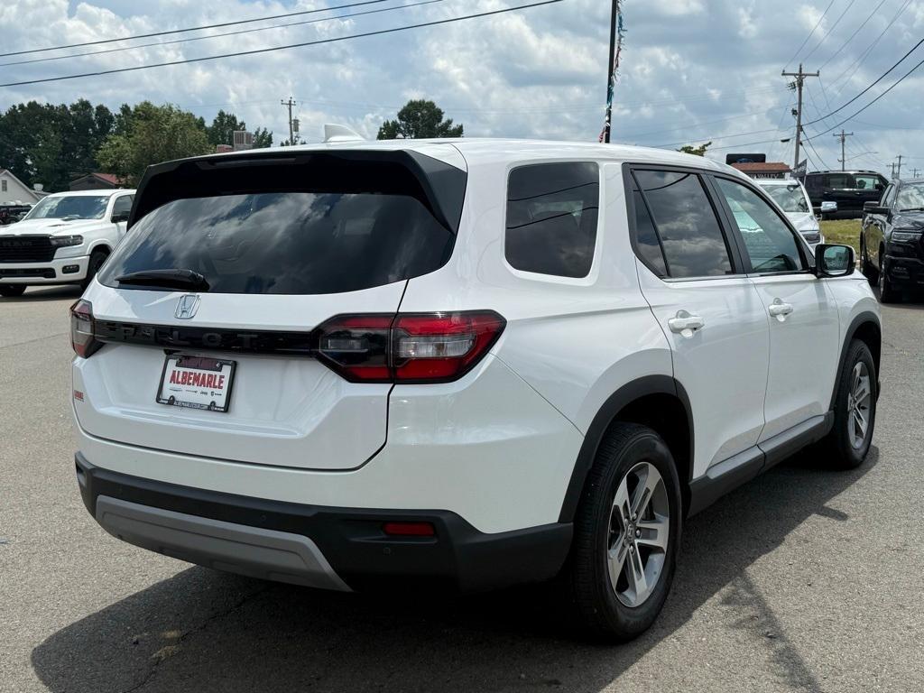 used 2024 Honda Pilot car, priced at $36,777