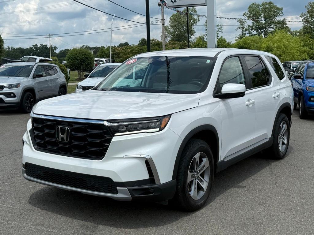 used 2024 Honda Pilot car, priced at $36,777