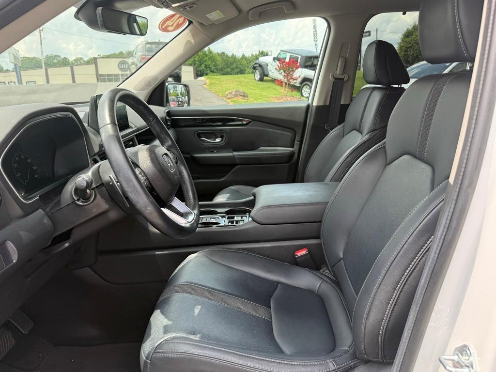 used 2024 Honda Pilot car, priced at $36,777