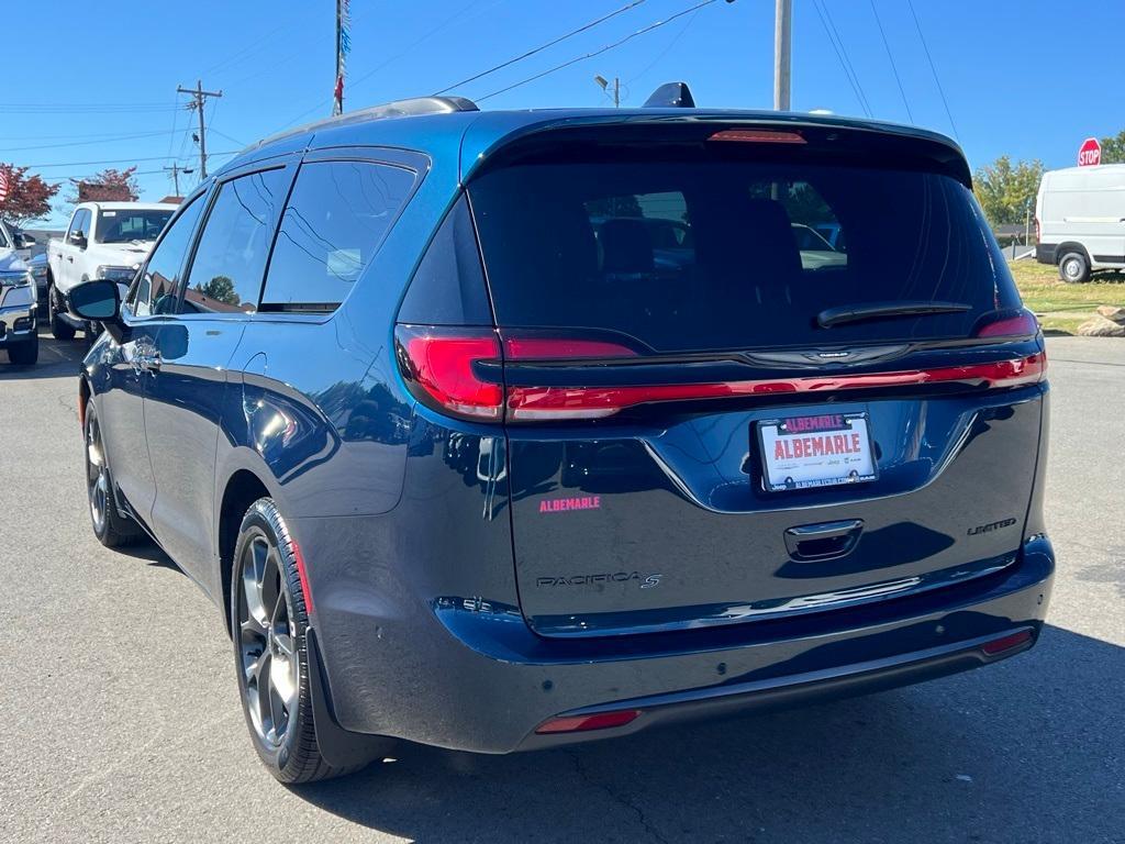 used 2025 Chrysler Pacifica car, priced at $41,777