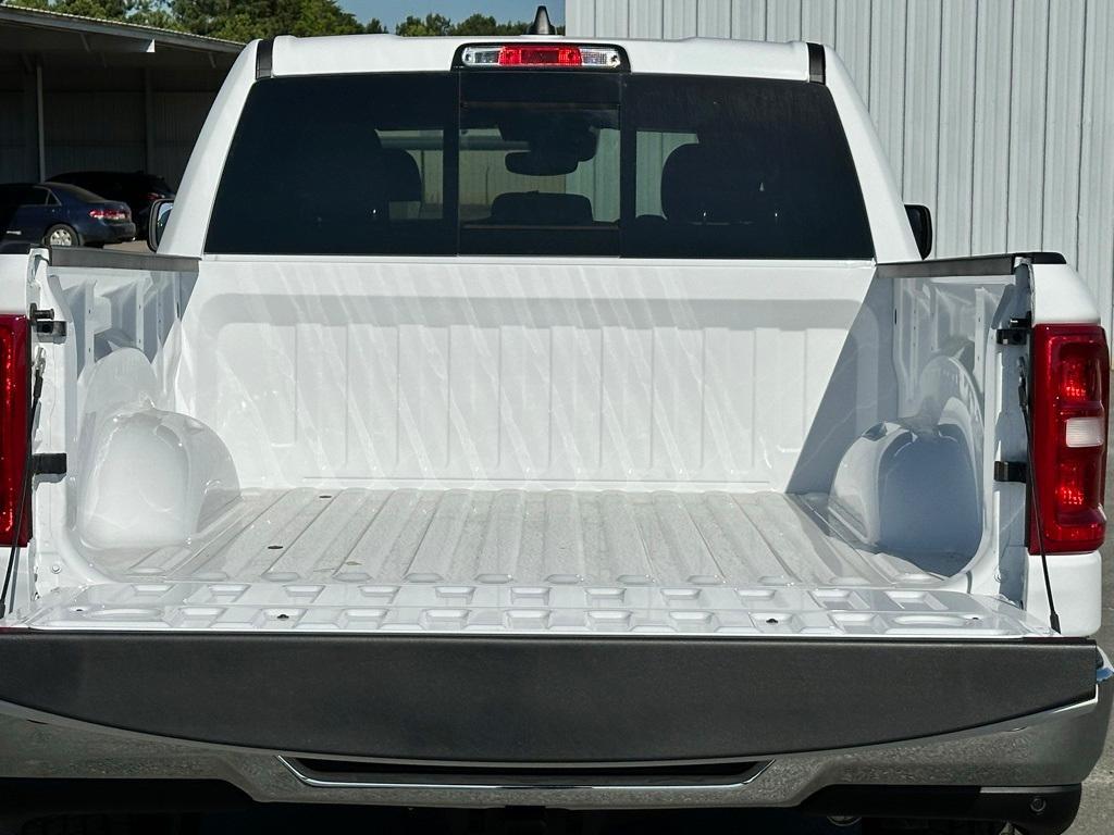 new 2025 Ram 1500 car, priced at $47,777