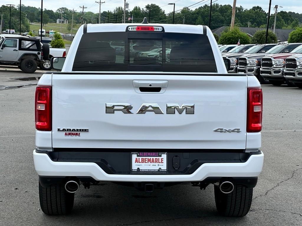 new 2025 Ram 1500 car, priced at $60,777