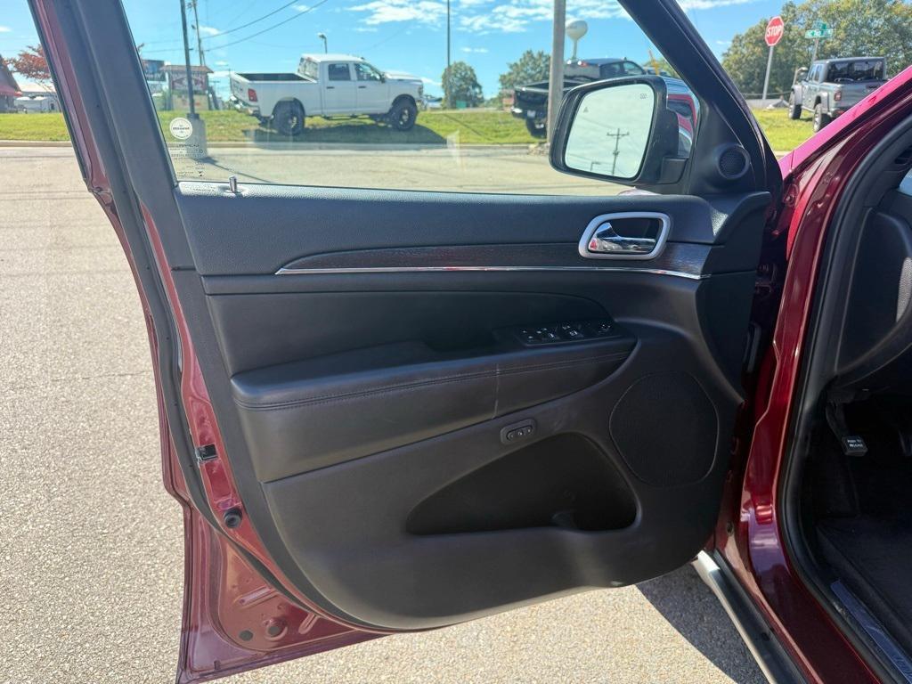 used 2018 Jeep Grand Cherokee car, priced at $16,277