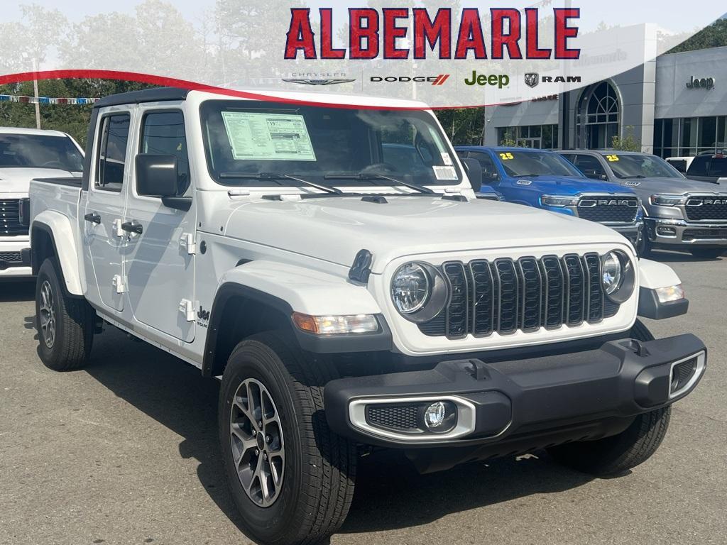 new 2024 Jeep Gladiator car, priced at $44,277