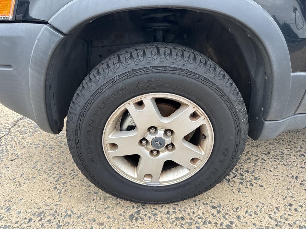used 2003 Ford Escape car, priced at $3,777