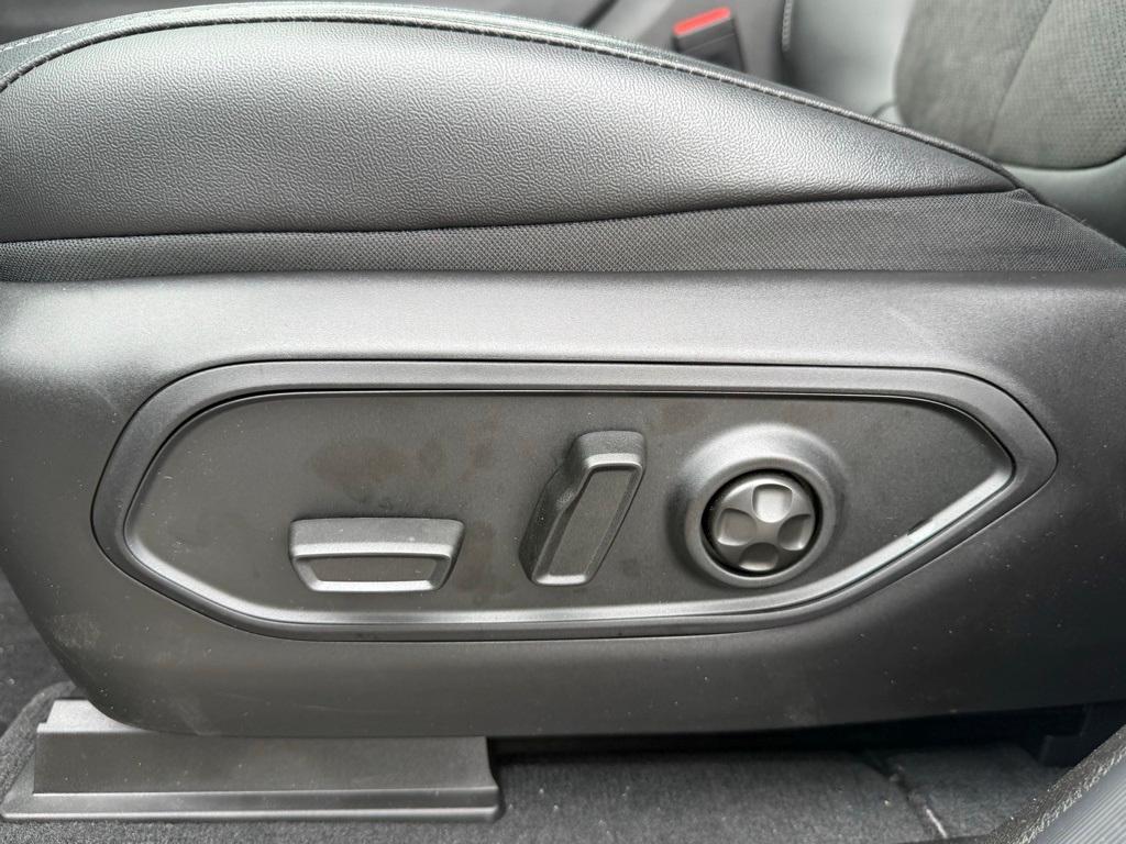 new 2025 Jeep Grand Cherokee L car, priced at $42,777