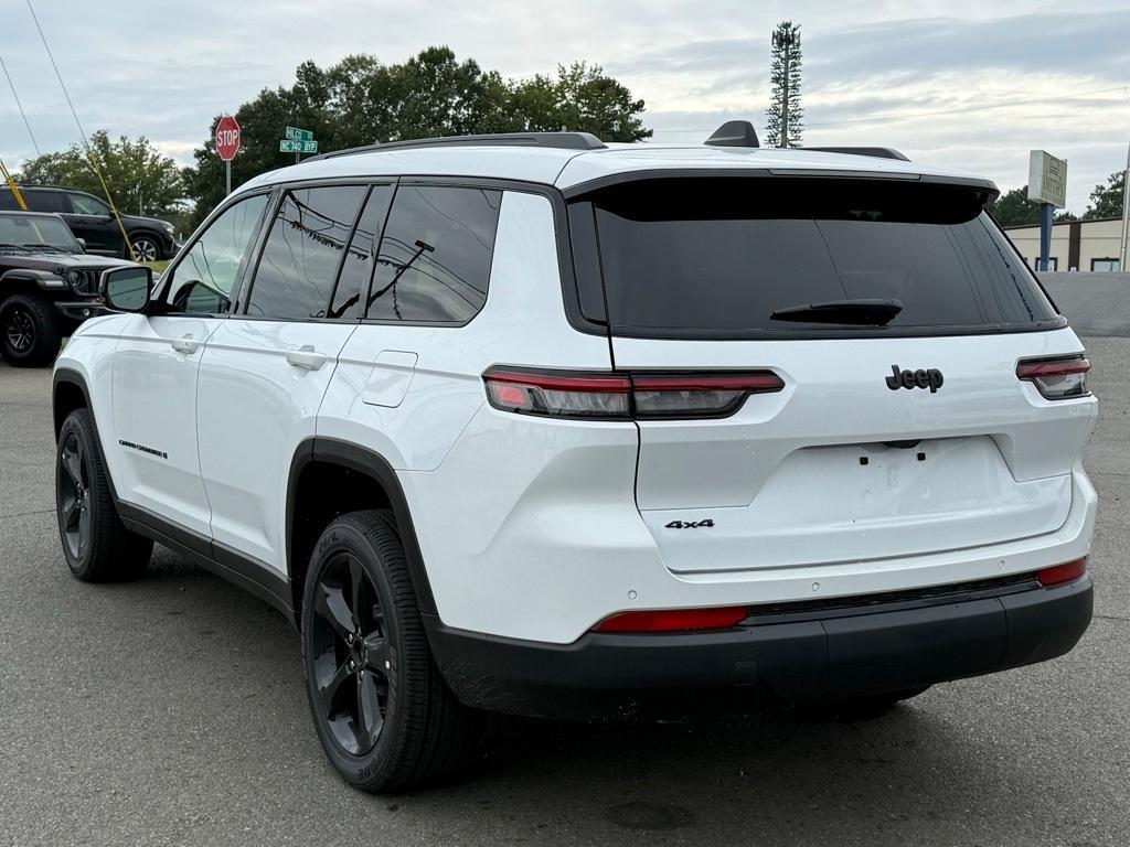 new 2025 Jeep Grand Cherokee L car, priced at $42,777