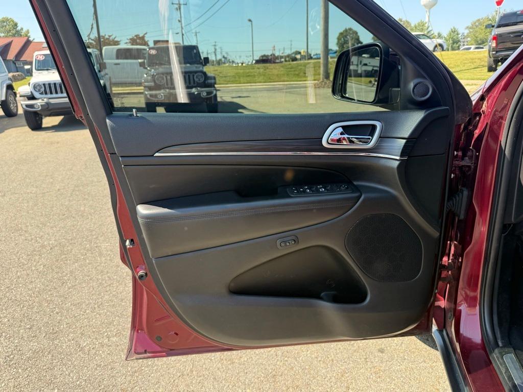 used 2020 Jeep Grand Cherokee car, priced at $20,777