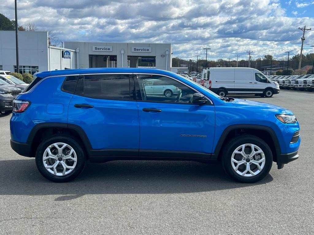 new 2025 Jeep Compass car, priced at $25,777